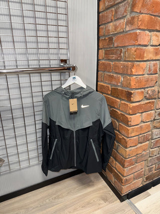 Nike Windrunner Jacket Smoke Grey | Black