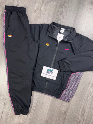 Nike TN Black | Hyper Pink Tracksuit (Oversized Fit. Recommend Sizing Down)