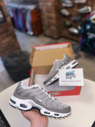 Nike Air Max Plus TN Smoke Grey