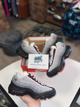 Nike Air Max 95’s OG Dark Beetroot