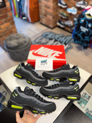 Nike Air Max 95’s Logo Pack Black | Volt