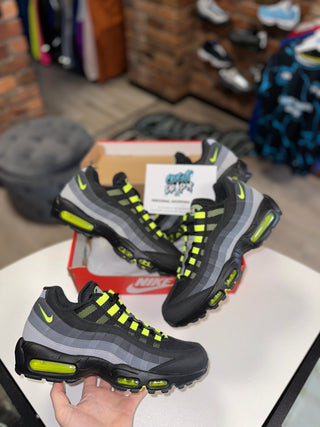 Nike Air Max 95’s Reverse Neon