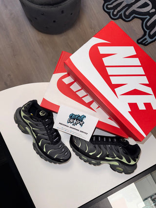 Nike Air Max Plus TN Iron Grey | Light Lime 2026