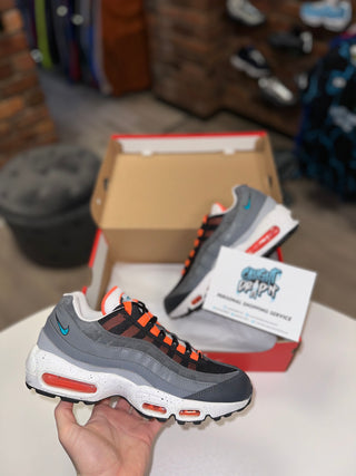 Nike Air Max 95’s Black Speckled Orange