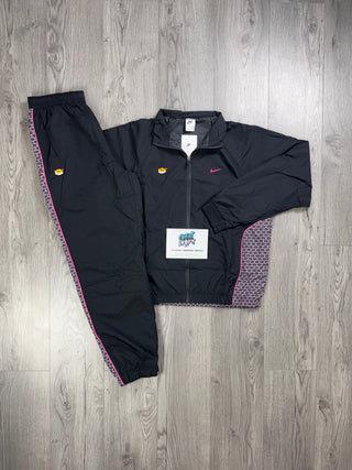 Nike TN Black | Hyper Pink Tracksuit (Oversized Fit. Recommend Sizing Down)