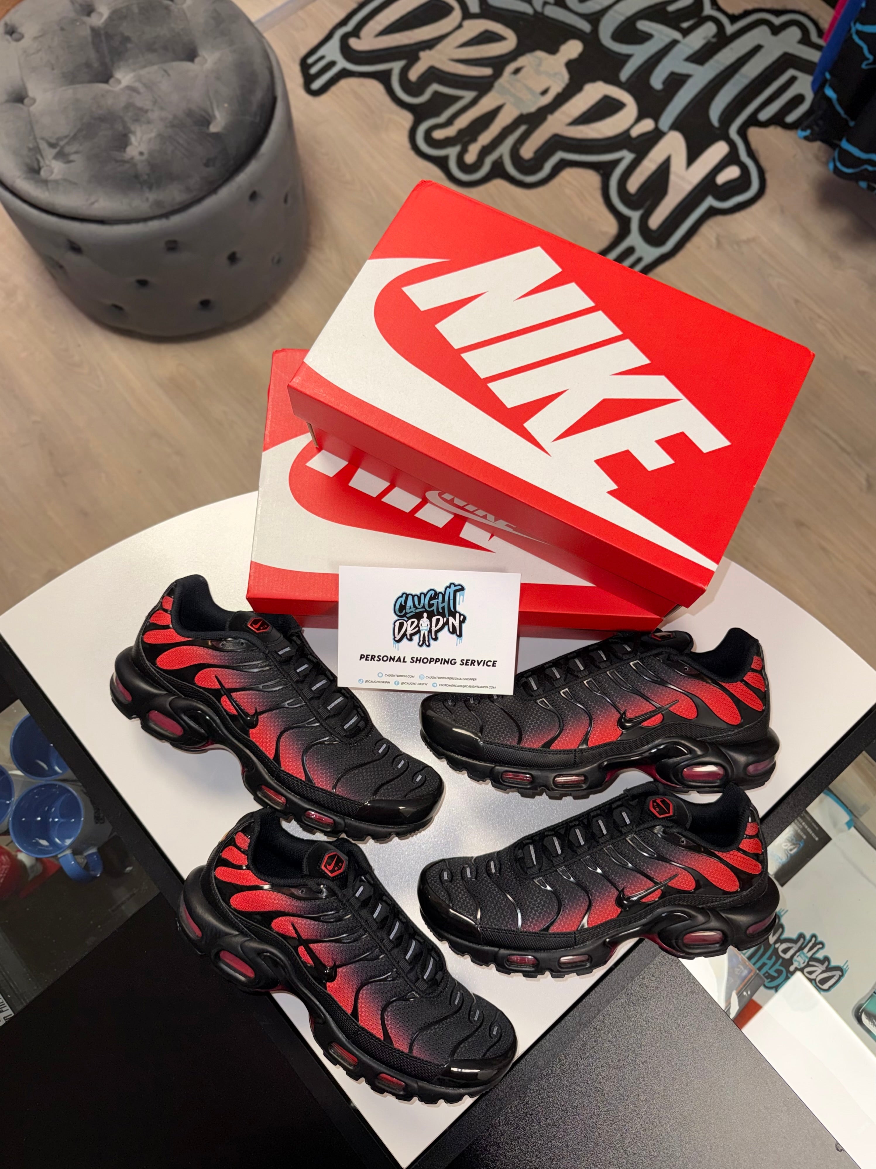 red airmax plus mens