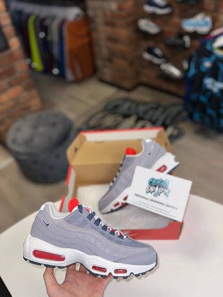 Nike Air Max 95’s USA | Light Grey, Navy, Crimson