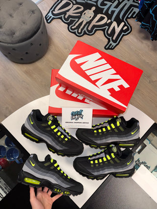 Nike Air Max 95’s Black | Reverse Neon 2023