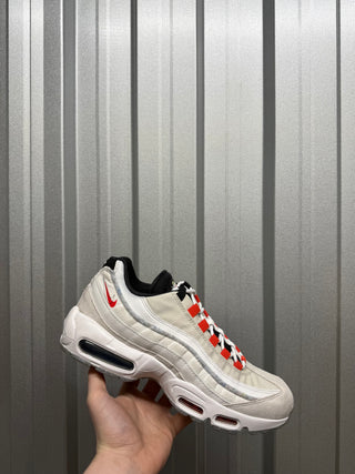 Nike Air Max 95’s Light Bone, Crimson 2022
