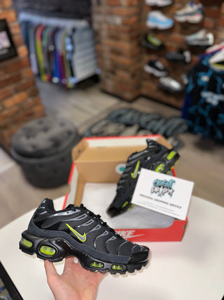 Nike Air Max Plus TN Black Volt