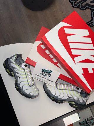 Nike Air Max Plus TN Grey Fog | Light Lime 2026