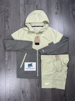 Nike Olive | Stucco Windrunner Set