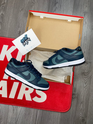 Nike Dunk Low Armoury Navy